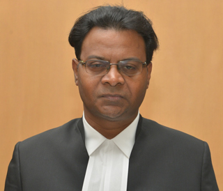 This image has an empty alt attribute; its file name is Justice_Ratnaker_Bhengra_0.jpg